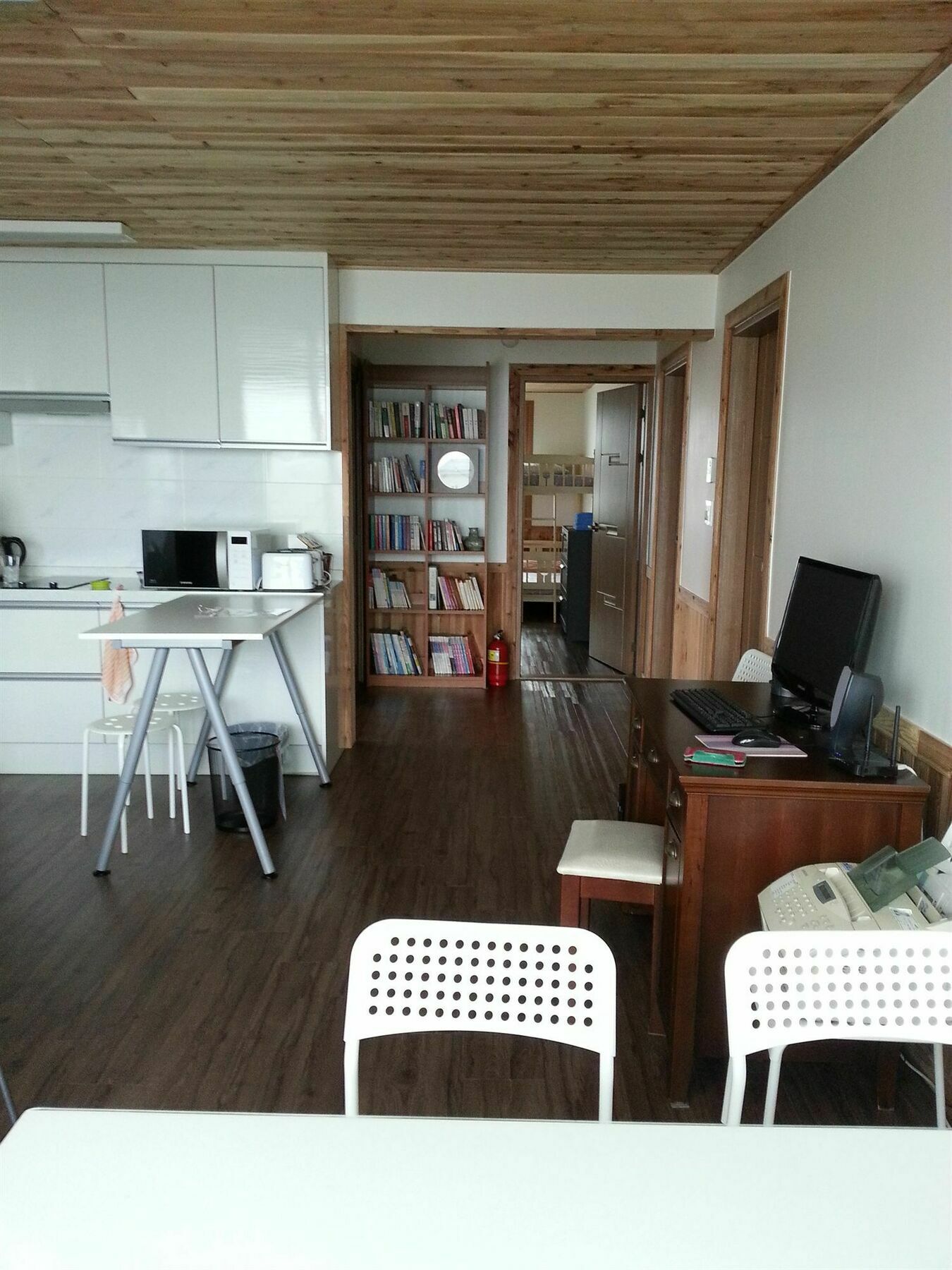 Be Road House Hotel Чеджу Екстериор снимка